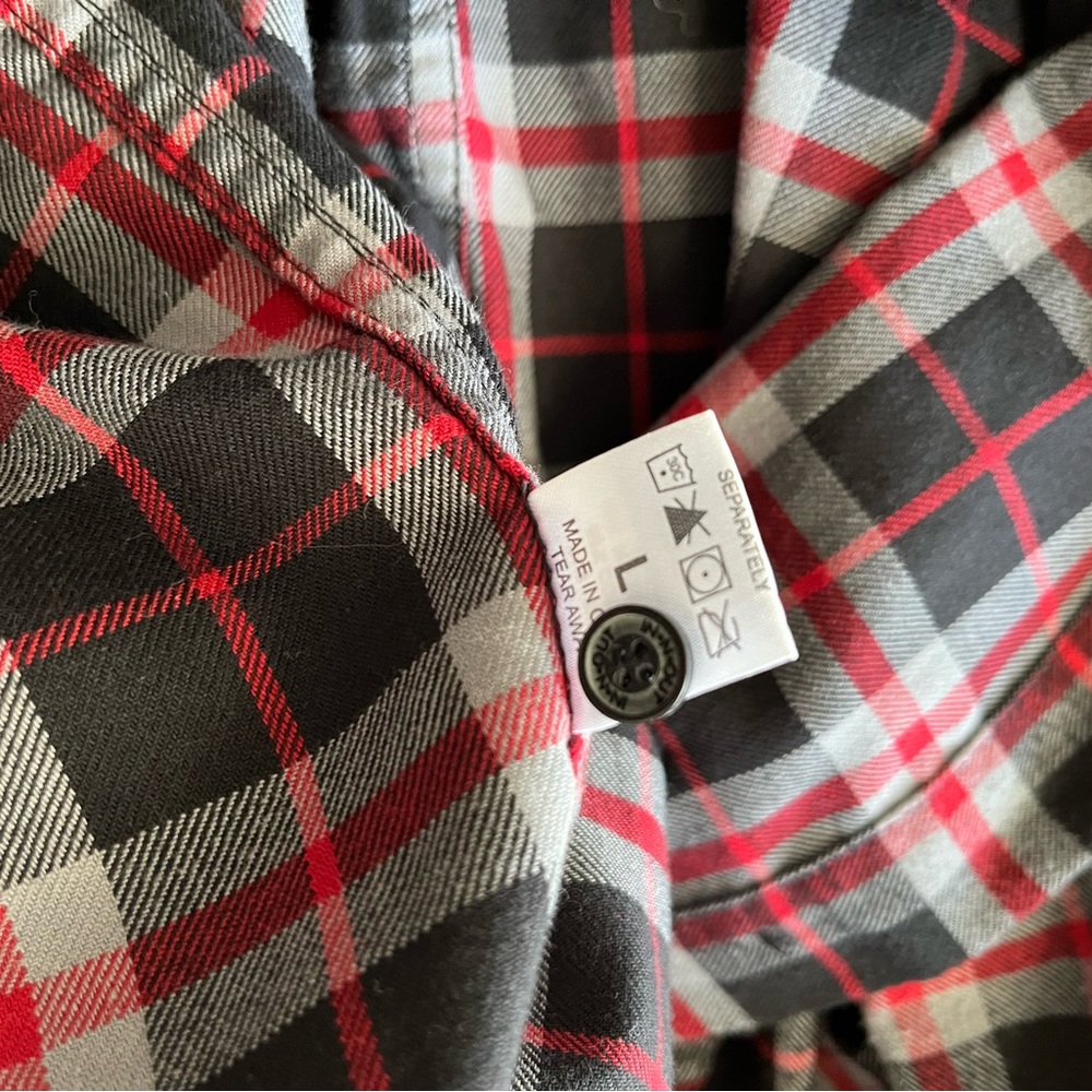 In-N-Out flannel - Picture 8 of 9